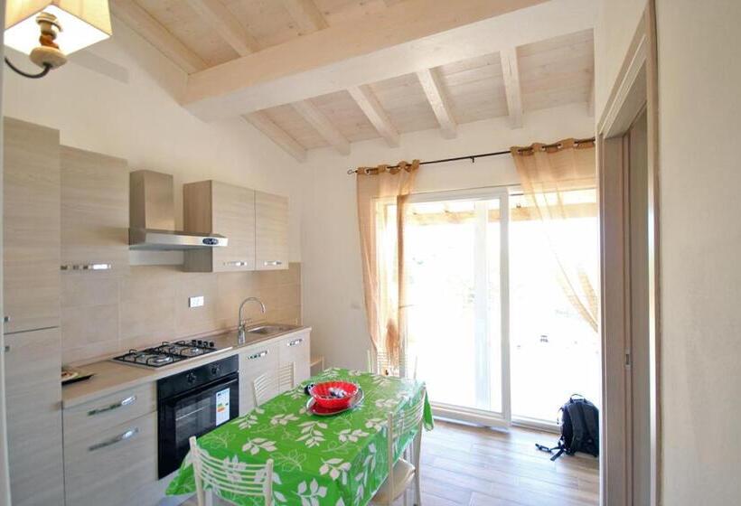 آپارتمان 1 خوابه با تراس, Villa Artemide