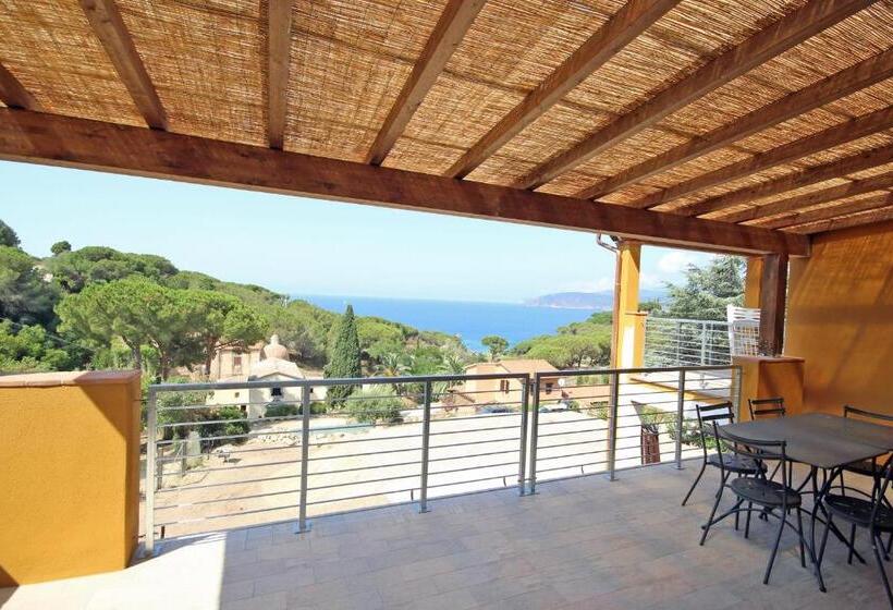 آپارتمان 1 خوابه با تراس, Villa Artemide
