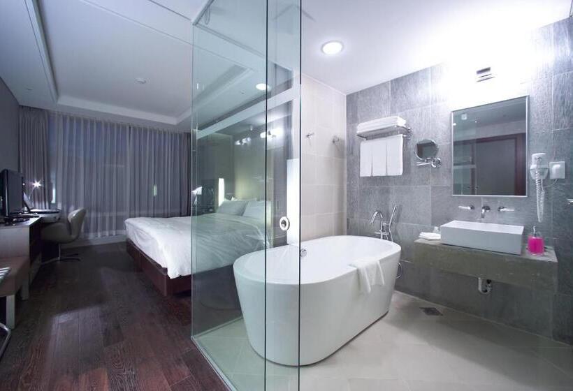 اتاق اجرایی, Grand Mercure Ambassador Changwon