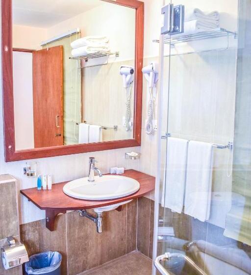 Номер Deluxe Вид на Море с Балконом, Insight Resort Ahangama   S&s Other Certified