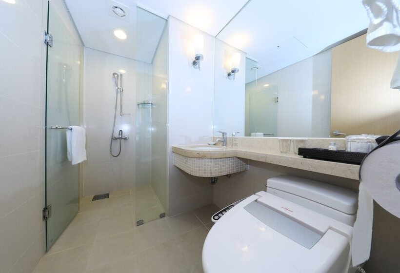 اتاق استاندارد با چشم‌انداز دریا, Ocean Suites Jeju