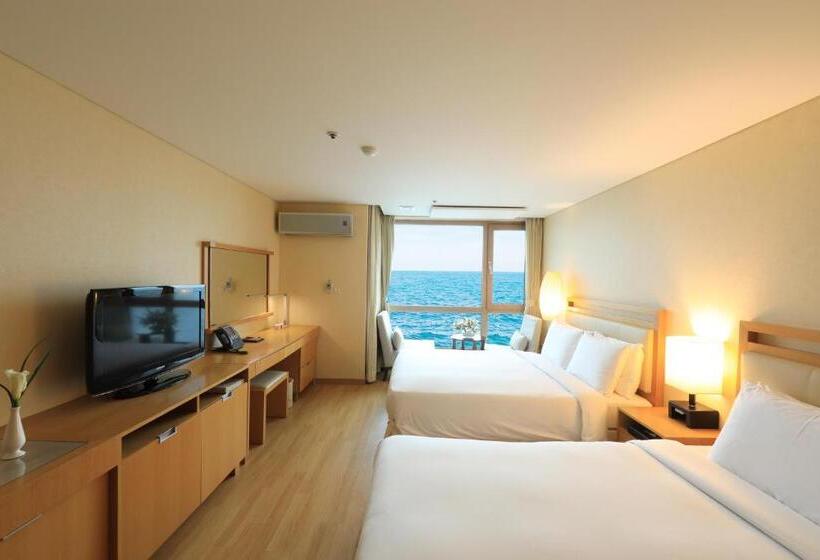 اتاق استاندارد با چشم‌انداز دریا, Ocean Suites Jeju
