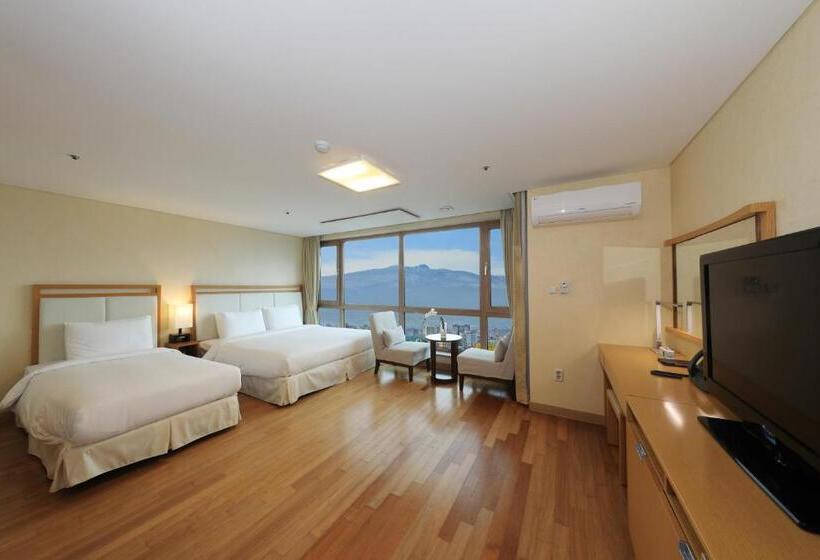 اتاق خانوادگی با چشم‌انداز کوه, Ocean Suites Jeju