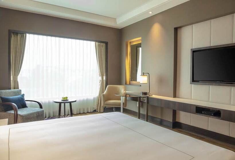 Номер Superior, Taj Hotel & Convention Centre, Agra