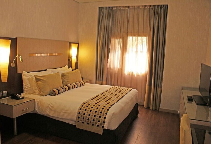 Номер Deluxe, Time Grand Plaza Hotel, Dubai Airport