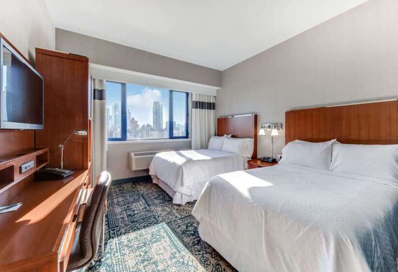 Номер Стандарт 2 Двуспальные Кровати, Vista Lic Hotel, Premier Collection By Best Western