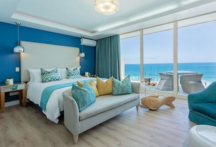Люкс Вид на Море, Views Boutique Hotel & Spa