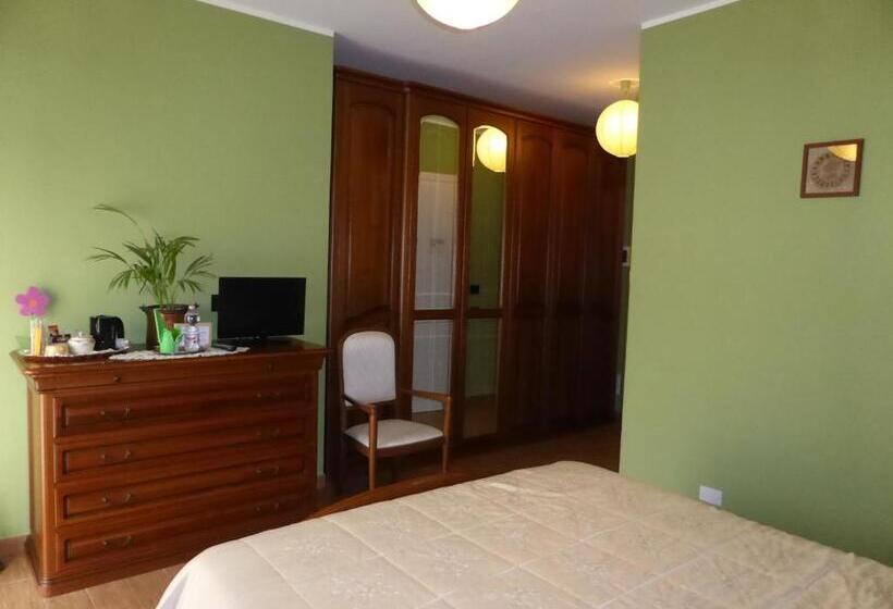 اتاق اکونومی, Casa Dei Nonni