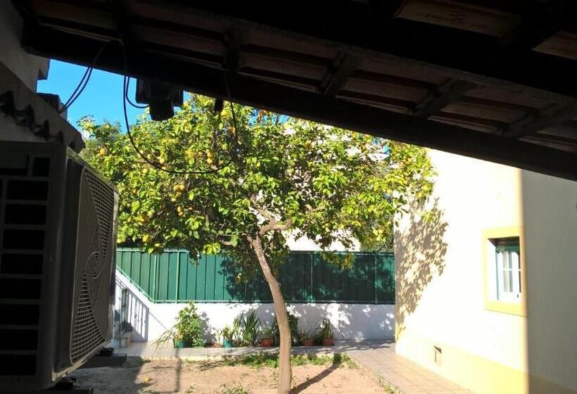 Семейный Номер, Casa Do Limoeiro