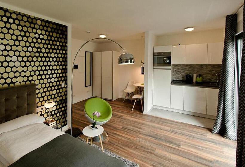 Superior studio with balcony, Eco Smart Apartments Nurnberg Sud