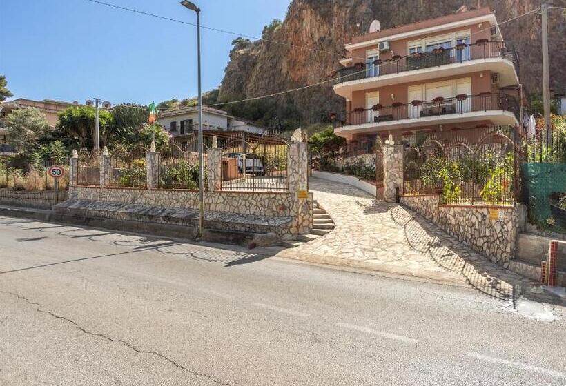 Семейный Номер, Villa Salvatore