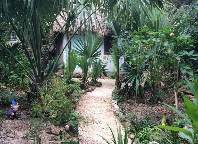 اتاق استاندارد, Mayan Bungalow Near Chichén
