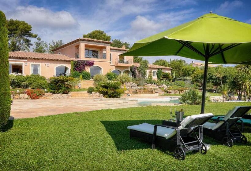 Стандартный Номер Кровать Кинг, Havre De Paix 5 étoiles Prestige Jacuzzi, Hammam, Sauna, Piscine Chauffée Mougins Cannes Grasse