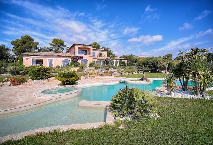 Номер Стандарт с Гидромассажем, Havre De Paix 5 étoiles Prestige Jacuzzi, Hammam, Sauna, Piscine Chauffée Mougins Cannes Grasse