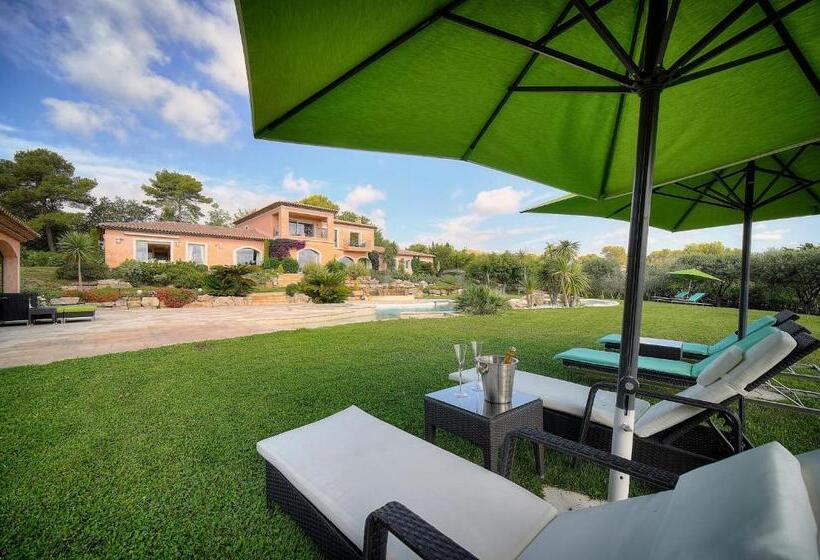 Номер Стандарт с Гидромассажем, Havre De Paix 5 étoiles Prestige Jacuzzi, Hammam, Sauna, Piscine Chauffée Mougins Cannes Grasse