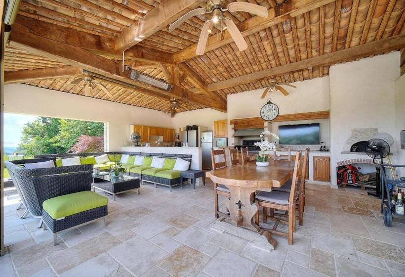 Номер Стандарт с Гидромассажем, Havre De Paix 5 étoiles Prestige Jacuzzi, Hammam, Sauna, Piscine Chauffée Mougins Cannes Grasse