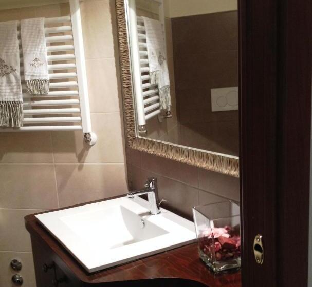 اتاق استاندارد, Cherry House Bed&breakfast