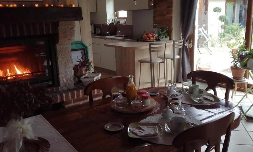 سوییت, L Orme Seul, Maison D Hôtes