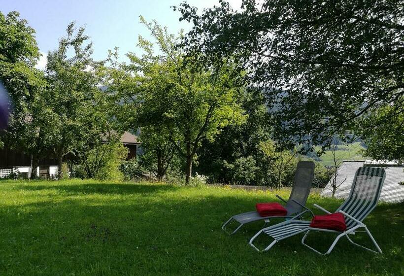 آپارتمان 3 خوابه, Schartlhof