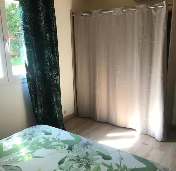 اتاق استاندارد با چشم‌انداز باغ, La Villa Citronnier