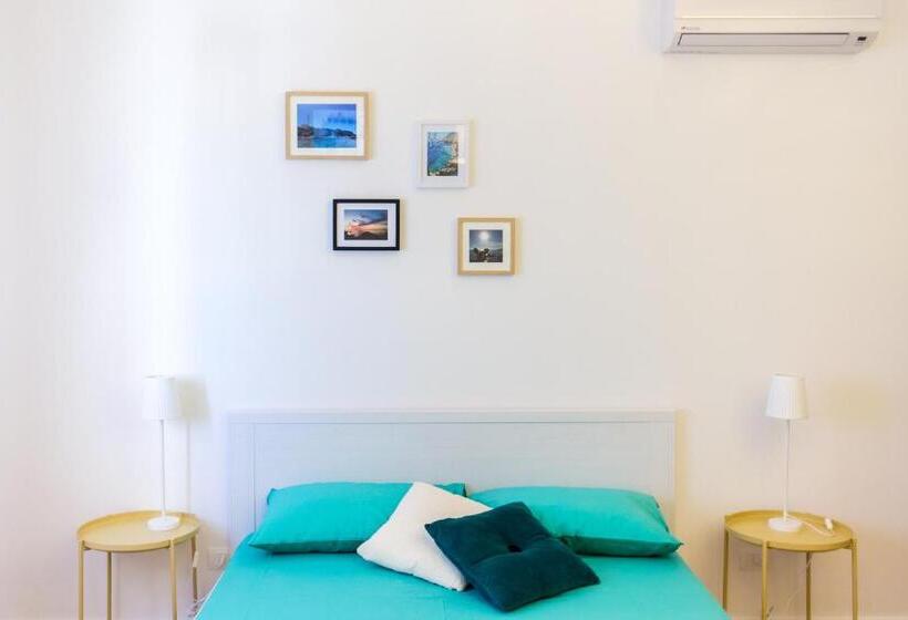 Deluxe Room Sea View, Mondello Beach   Rooms By The Sea