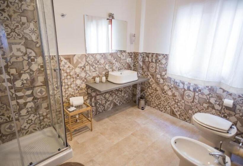 Deluxe Room Sea View, Mondello Beach   Rooms By The Sea