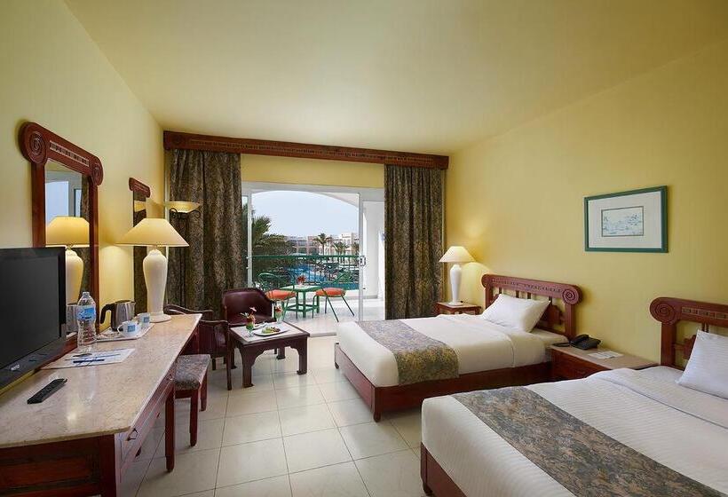 Habitación Estándar Vista Piscina, Bel Air Azur Resort