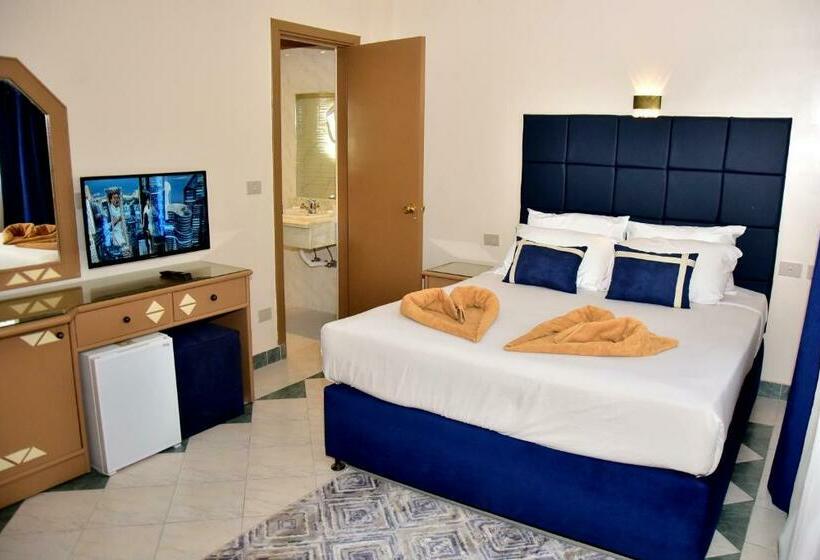Economy Szoba, Dive Inn Resort