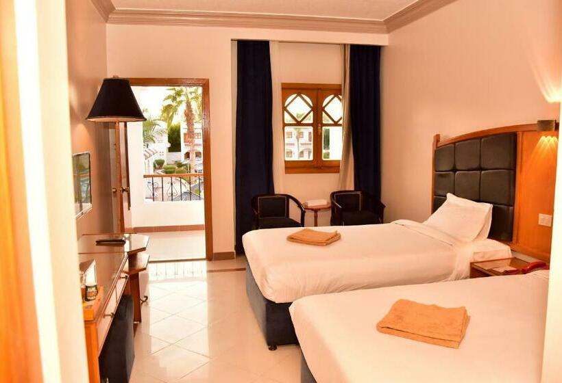 Deluxe Szoba, Dive Inn Resort