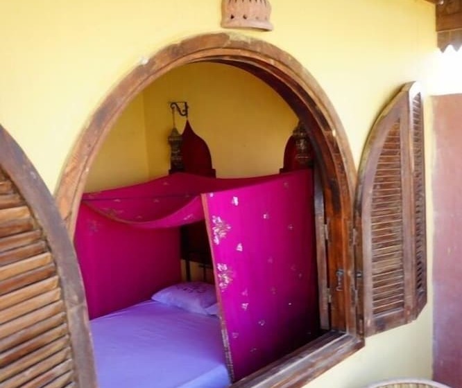سوییت, Alf Leila Boutique