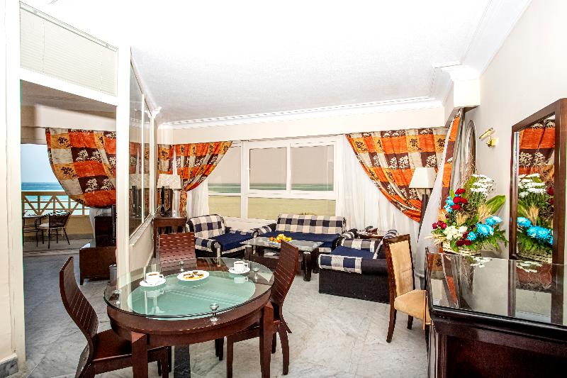 سوییت با چشم‌انداز دریا, Amc Royal Hotel & Spa