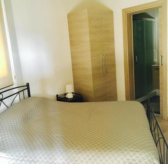 스탠다드 룸 킹사이즈 침대, Xenios Guesthouse
