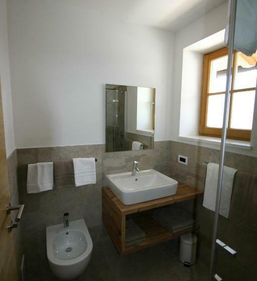 Apartamento 2 Dormitórios, Hilpoldhof