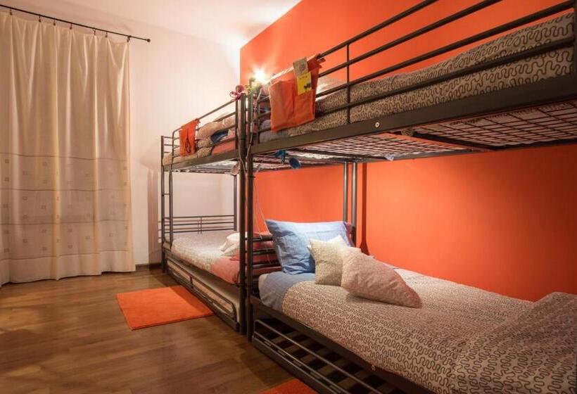 Четырехместный Номер Стандарт, La Stazione Per Dormire Guest House