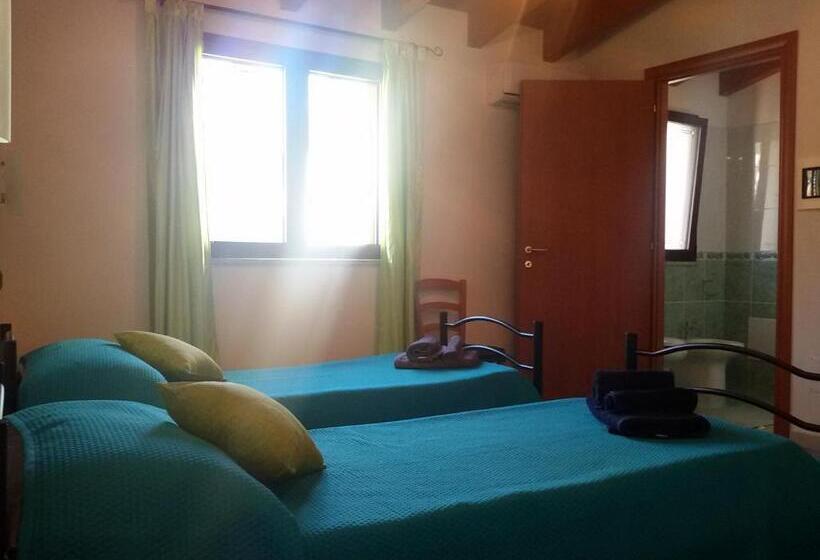 Четырехместный Номер Стандарт, B&b S Apposentu