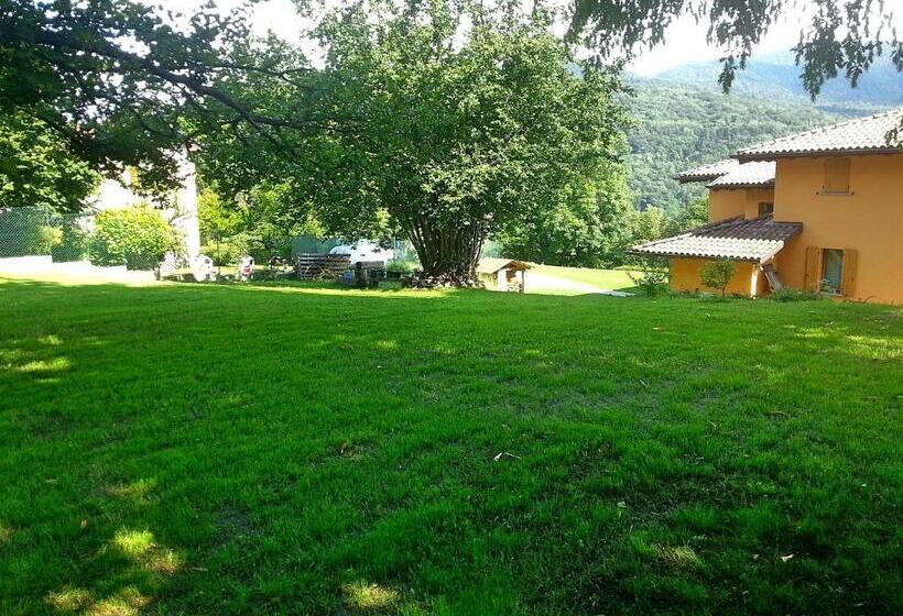 Семейный Номер, B&b Villa Claudia
