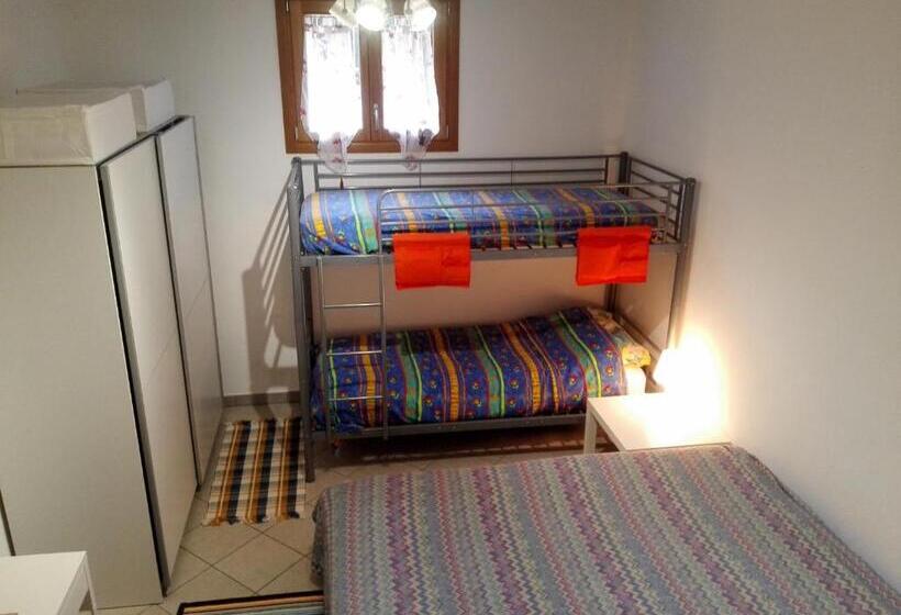 Семейный Номер, B&b Villa Claudia