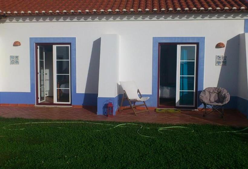 Номер Стандарт Вид на Бассейн, Monte Sol Ar Do Farol