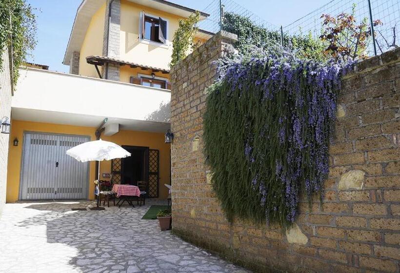 استودیوی استاندارد, B&b Casa Del Pellegrino