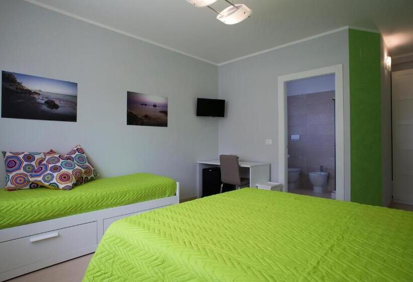 חדר סטנדרט לשלושה, B&b Olganna