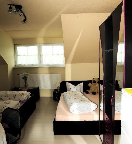 اتاق استاندارد سه نفره, Caruso Pension Und Pizzeria