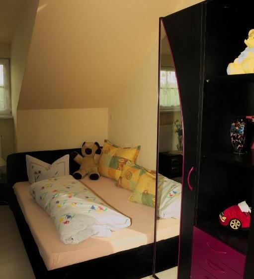 اتاق استاندارد سه نفره, Caruso Pension Und Pizzeria