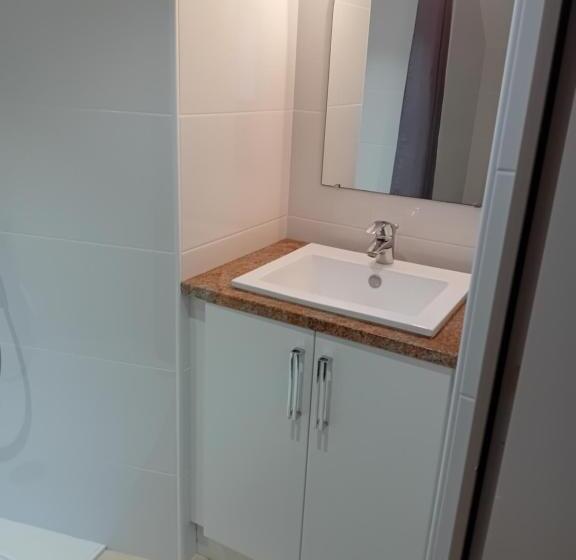 Дом 2 Спальни, Domaine De Kerbillec
