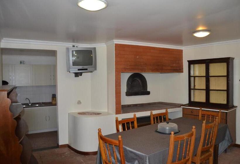 Кровать в Общей Комнате, Hostel Casal São João