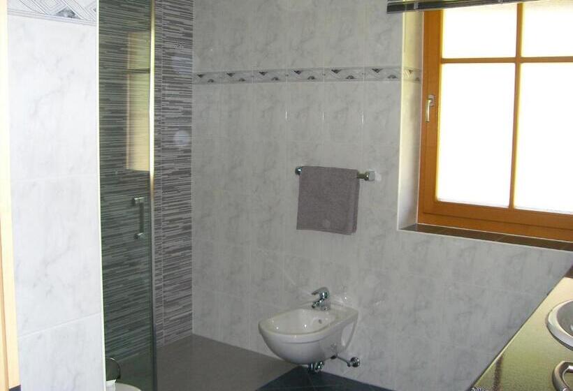 Апартаменты 2 Спальни, Stockerhof