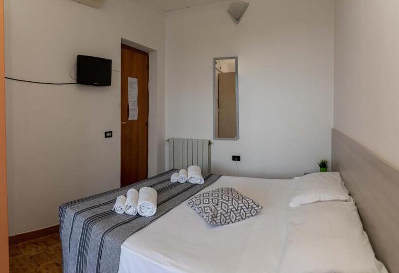Номер Стандарт, Queen S Bed & Breakfast