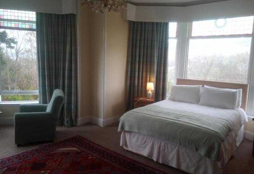 Quarto Estandar Vista Montanha, Strathview
