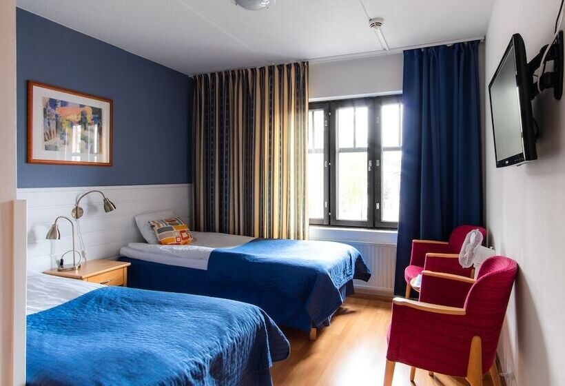 Habitación Economy, Jahtihovi