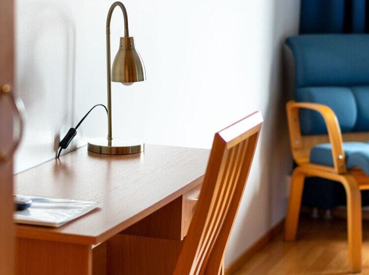 Habitación Economy, Jahtihovi