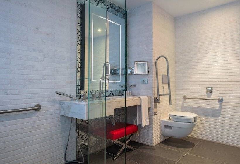 اتاق لوکس با چشم‌انداز شهر, Le Meridien Oran